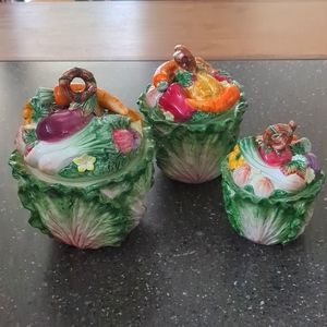 Fits and Floyd set of three canisters